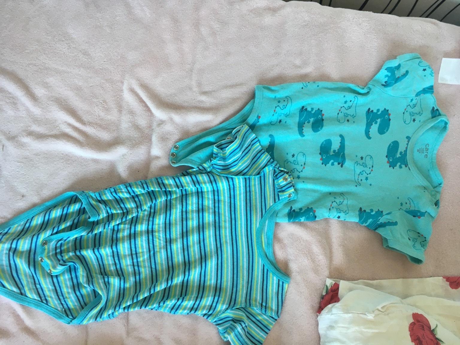 2 kurz Arm Bodys Größe 80/86 #1