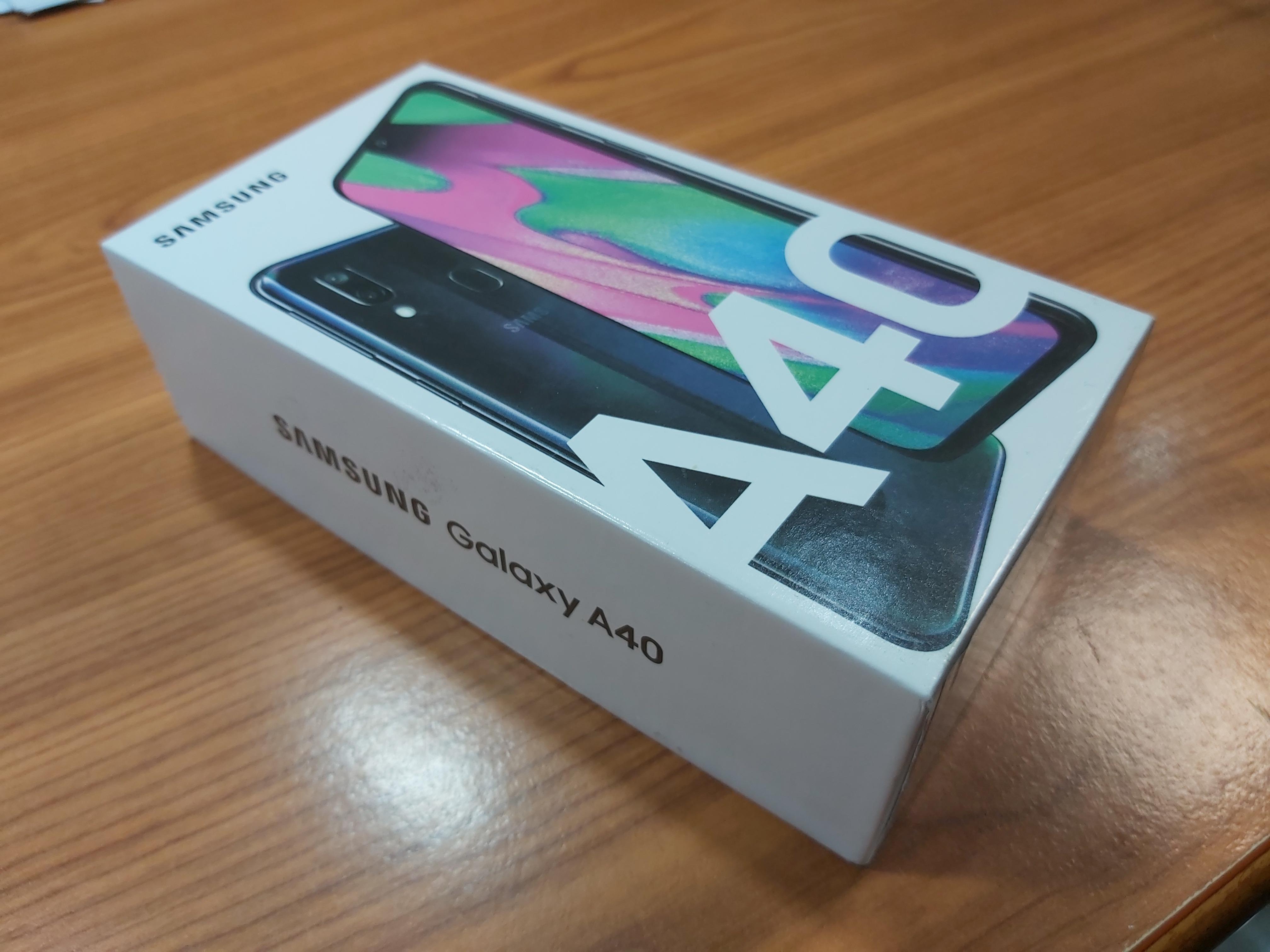 Samsung A40, wie neu in OVP ! #1
