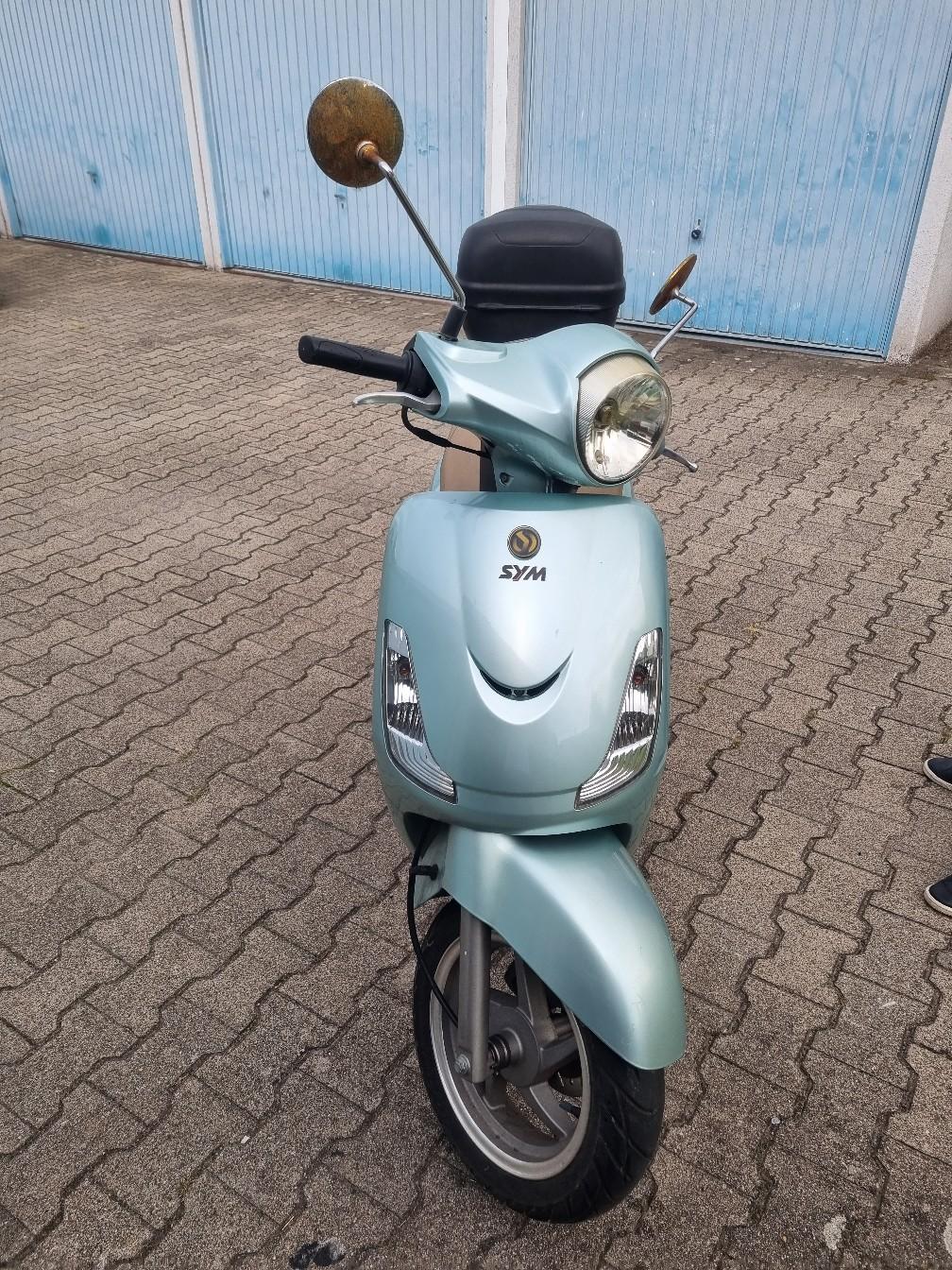 sym Fiddle 2 50 4 takt Roller #1