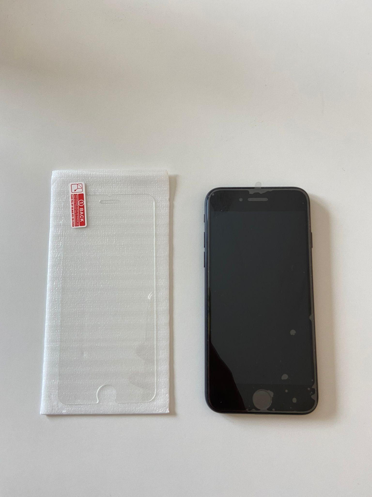 Apple iPhone 7 32GB Schwarz ohne Simlock #1