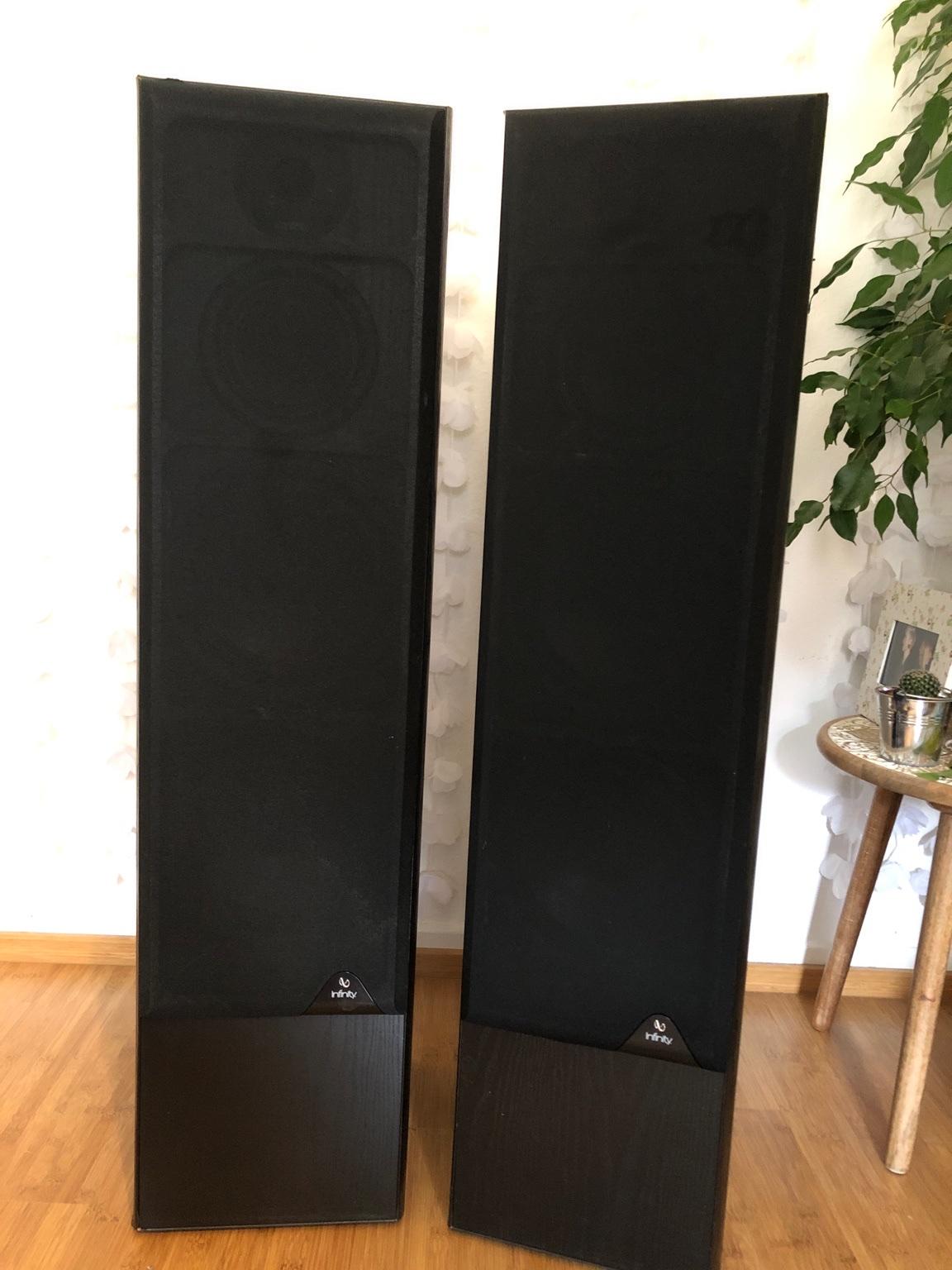 Infinity Reference 61i Boxen #1