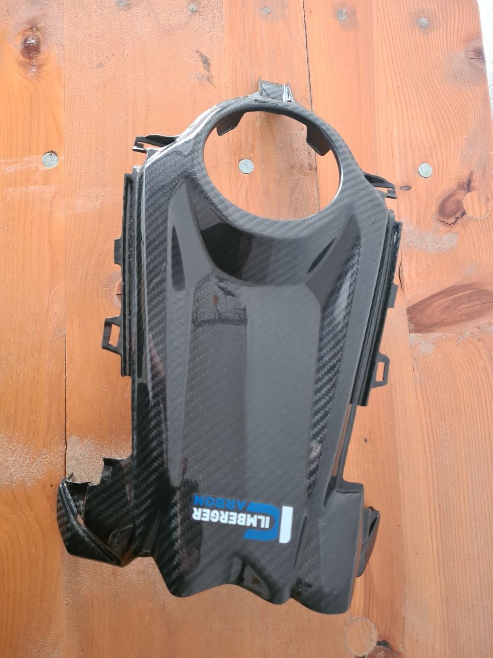 Ilmberger Carbon Top Tank Cover für Honda Fir #1