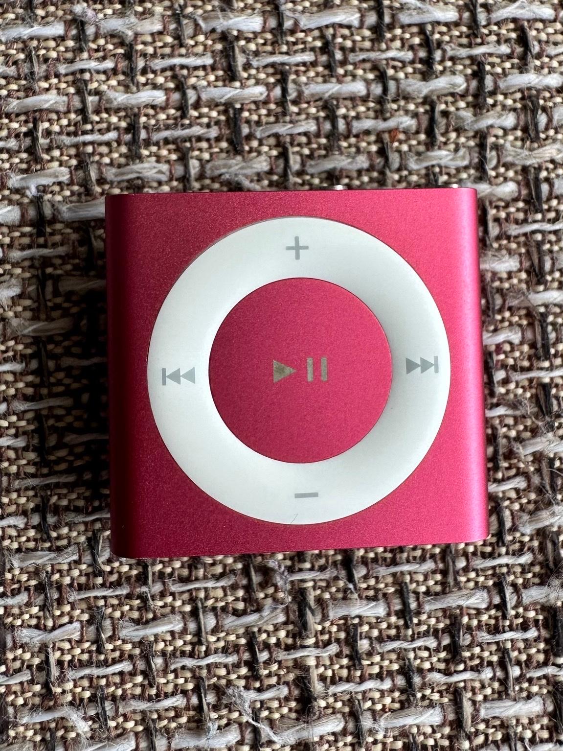 iPod shuffle 2 GB #1