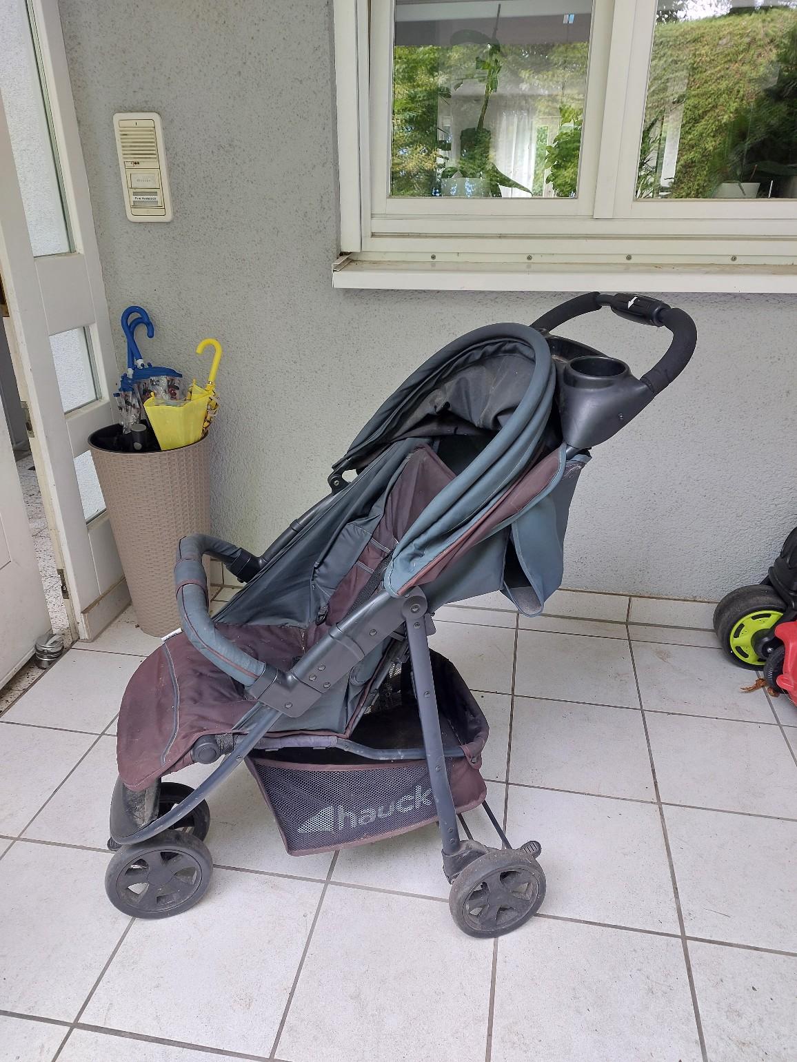 Hauck Buggy City Neo in schwarz #1