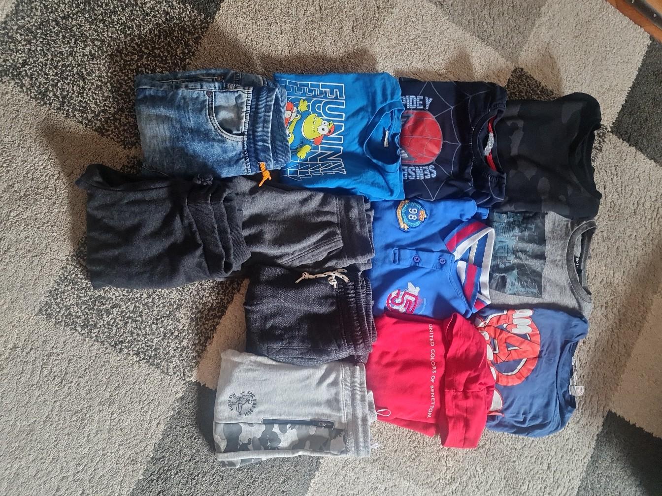 Kleiderpaket Größe 128/134 #1