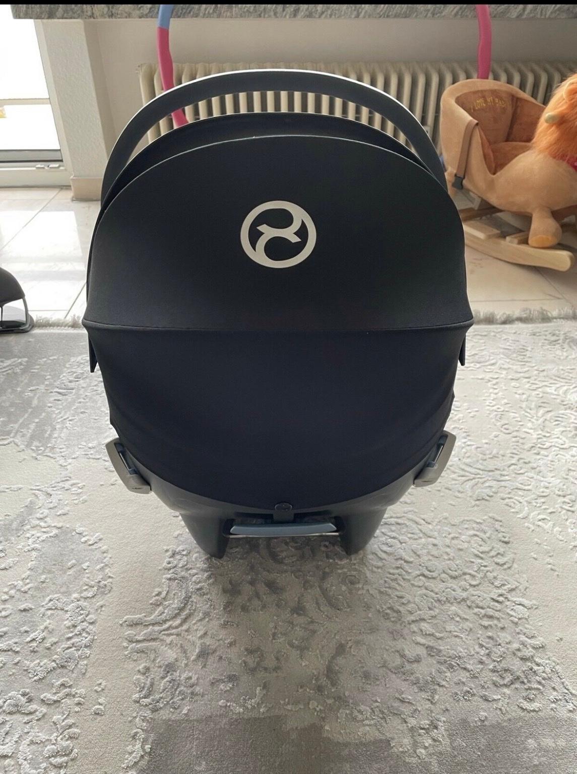 Babyschale Cybex Aton 5 inkl Base #1