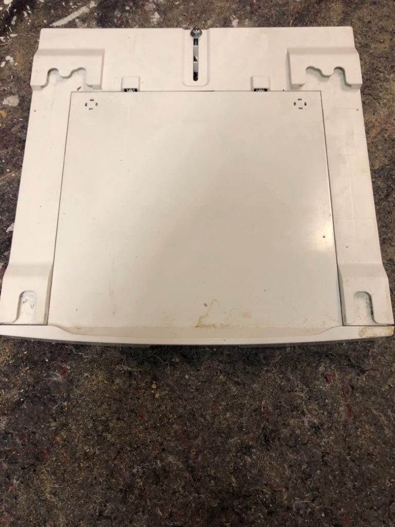 AEG Zwischenbaurahmen Waschmaschine/Trockner #1