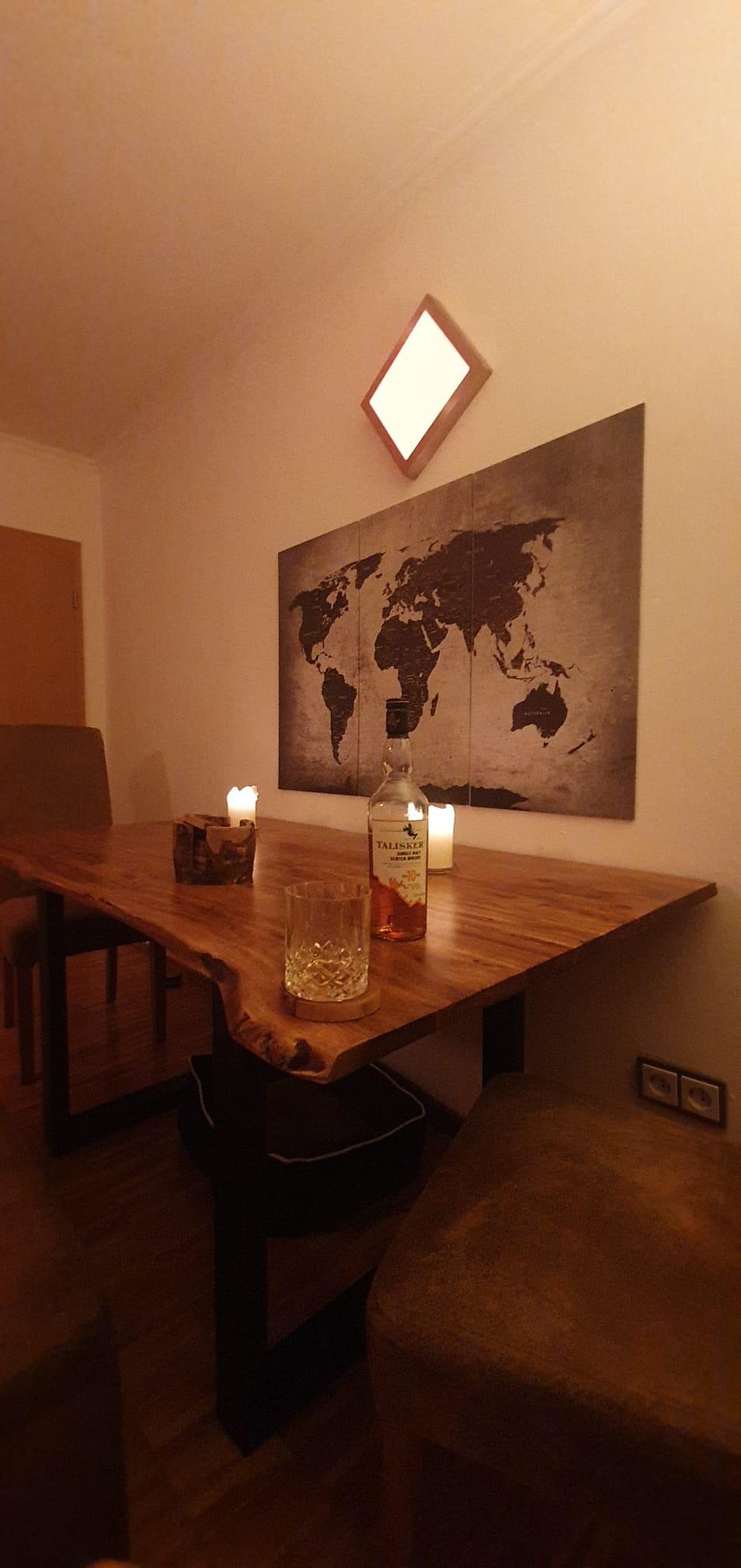 Echtholz Tisch 161*90*74 inkl. Stühle&Bank #1