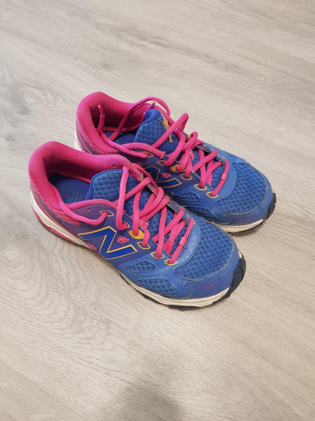 New Balance Sportschuhe #1