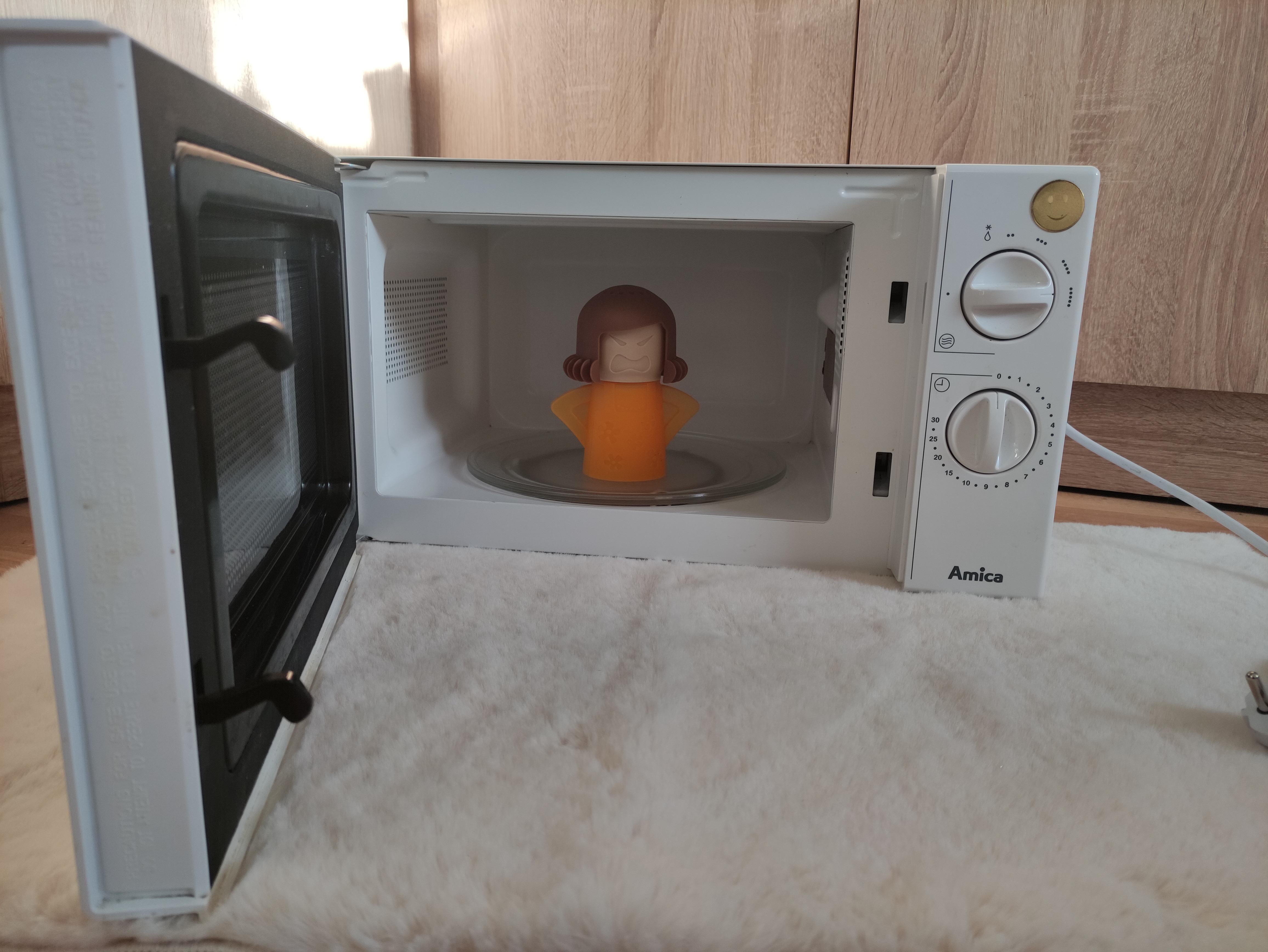 Amica Mikrowelle, weiss + Mikrowellenreiniger #1