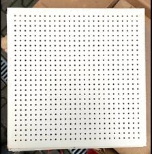 Neue Deckenplatten Lochplatten 40x40cm In Weiß aus 70er Jahren Schachplatten RAR