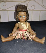 Puppe dunkelhäutig, kleine