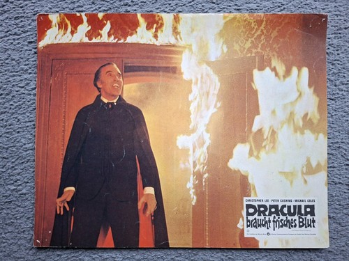 Dracula braucht frisches - braucht,