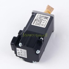 1PC NEW Mitsubishi HF-KP13 Servo Motor