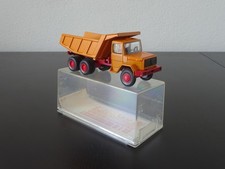 1:75 Schuco 325 917