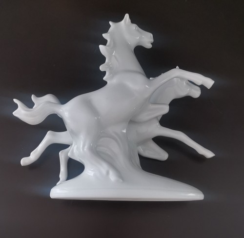 Porzellanfigur laufende pferde - laufende,