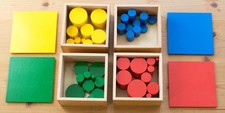 Montessori farbige Zylinder
