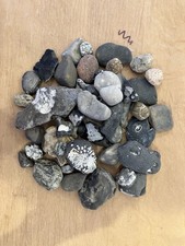 Ca. 2 Kg Natursteine /