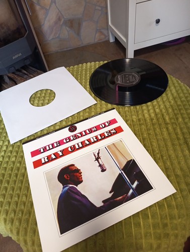 Ray charles the genius of - -,
