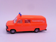 1:87   Praline       Ford Transit  -  Feuerwehr  /  leuchtrot