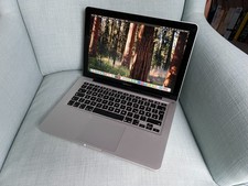 Apple MacBook Pro 13Zoll Intel Core i5 2,5 GHz, 8GB RAM 240GB SSD, MacOS Sequoia