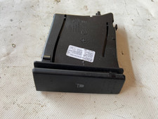 Cup-Holder Becherhalter Getränkehalter für VW POLO 9N    6Q0858602E