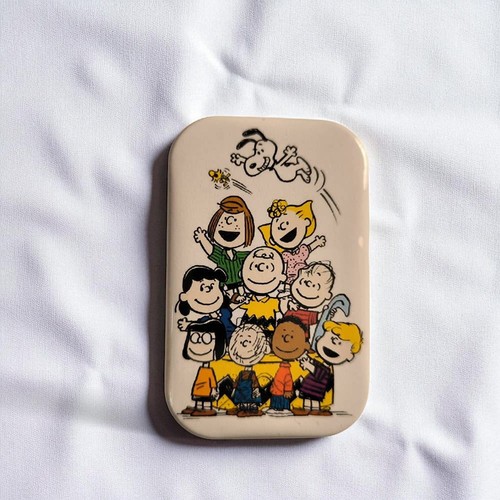 Peanuts snoopy charlie brown - peanuts,