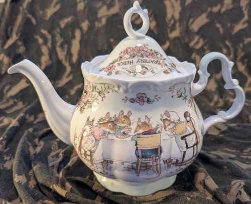 Royal doulton brambly hedge - doulton,