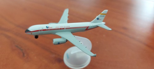 Flugzeugmodell airbus a319 - airbus,