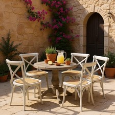 Cremefarbener Esszimmerstuhl