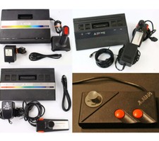 Atari 7800 2600 Junior Konsole Zubehörpaket Controller Joystick zum Auswählen