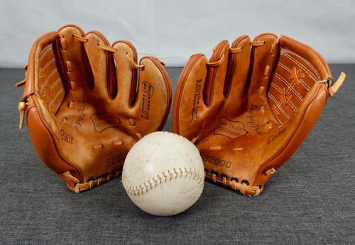 Baseball ball und handschuh - ball,