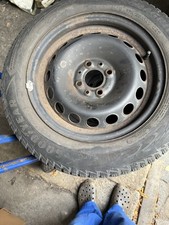 Winterkompletträder für FIAT 500 Typ 312 mit Stahlfelgen