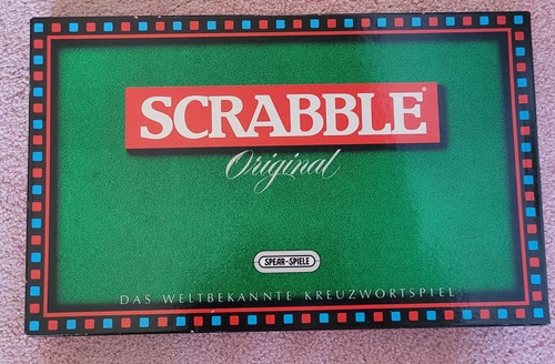 Familienspiel scrabble - familienspiel,