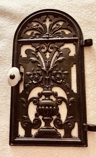 Gusseisentür von alten ofen - 1,
