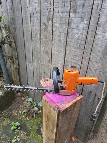Black decker heckenschere - &,