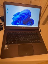 Asus Zenbook UX305CA Core M3