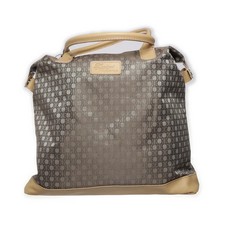 Luigi Vicara, Handtasche