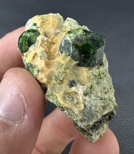 Granat demantoid aus kirman - granat,