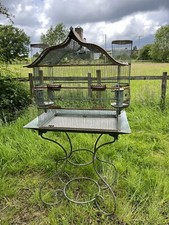 Antiker Vogelkäfig auf