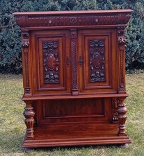 Gründerzeit-Büfett um