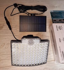 LED Strahler mit Bewegungsmelder, Solar