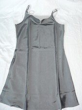 Damen Cocktail Kleid aus Satin Gr. 36 (164) neu grau glänzend