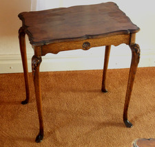 antiker Beistelltisch Holz