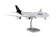 Limox Boeing 747-8 Lufthansa D-ABYA 1:200 Modellflugzeug
