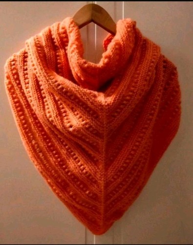 Gestricktes dreieckstuch - gestricktes,