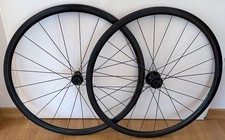 Giant SLR1 Carbon Disc 36 Laufradsatz – Drahtreifen, Tubeless, Centerlock, SRAM