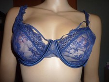 Neuer Spitzen - BH mit Bügel, Größe 90 B, Farbe Dunkelblau