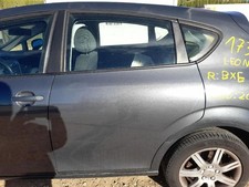 1P0833055 tür hinten links