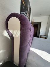 Schönes Doppelbett mit Kopfteil Mit Stoff Lila und 2 Bettkästen zu verkaufen.